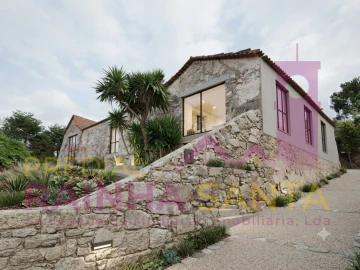 Moradia T4 para Venda em Arrifana