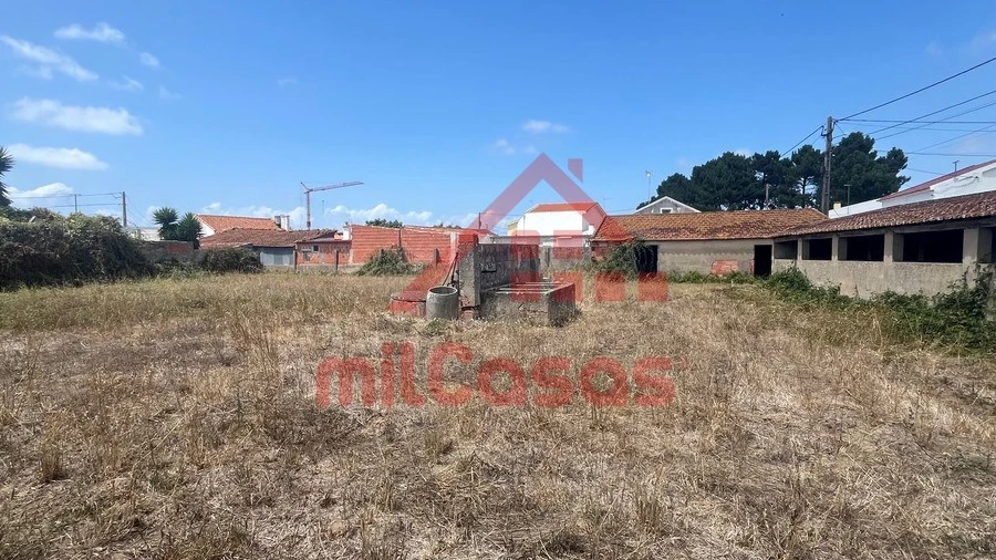 Terreno para Venda em Alfeizerão