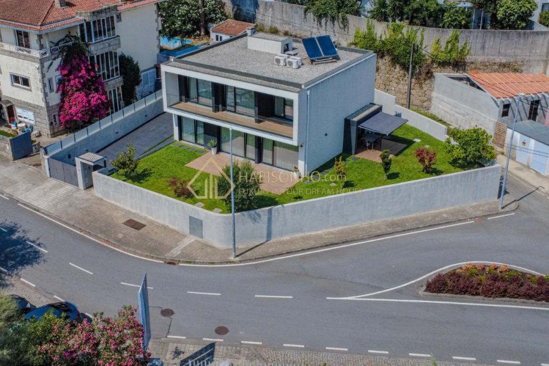 Moradia T3 para Venda em Gondomar (São Cosme), Valbom e Jovim Foto 35