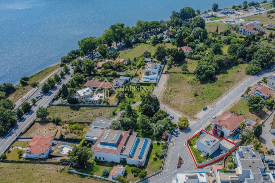 Moradia T3 para Venda em Gondomar (São Cosme), Valbom e Jovim Foto 42