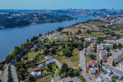Moradia T3 para Venda em Gondomar (São Cosme), Valbom e Jovim