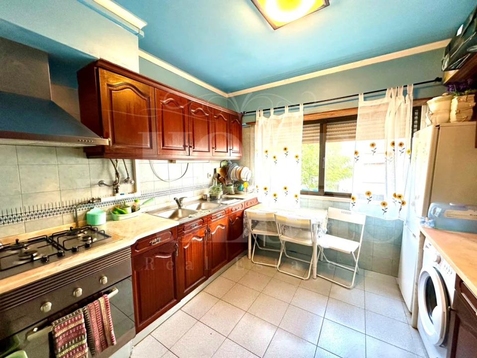 Apartamento T1 para Venda em Mina de Água Foto 9