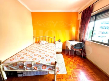 Apartamento T1 para Venda em Mina de Água