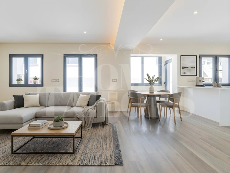 Apartamento T4 para Venda em Almada, Cova da Piedade, Pragal e Cacilhas Foto 4