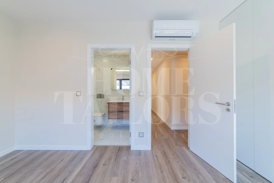 Apartamento T4 para Venda em Almada, Cova da Piedade, Pragal e Cacilhas Foto 19