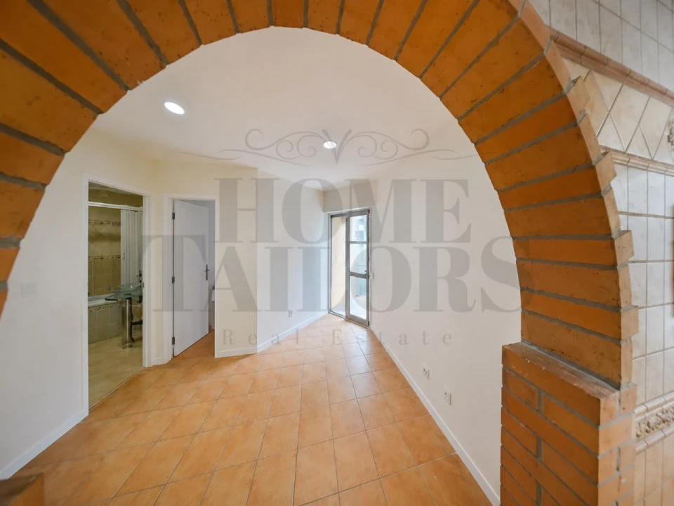 Apartamento T3 para Venda em Algueirão-Mem Martins Foto 9