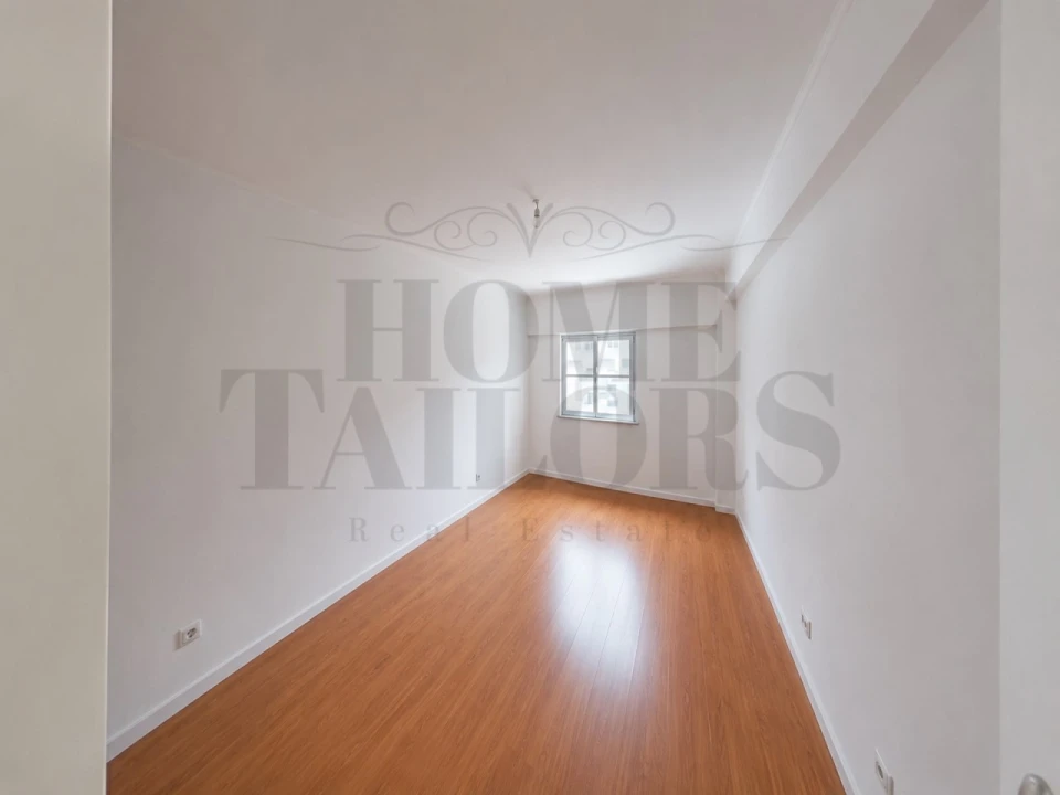 Apartamento T3 para Venda em Algueirão-Mem Martins Foto 14