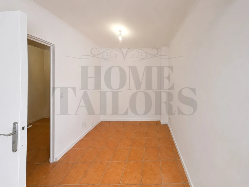Apartamento T3 para Venda em Algueirão-Mem Martins Foto 17