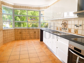 Apartamento T3 para Venda em Algueirão-Mem Martins