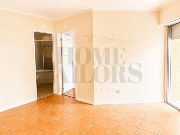 Apartamento T3 para Venda em Algueirão-Mem Martins