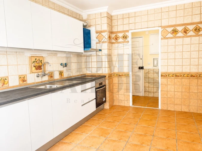 Apartamento T3 para Venda em Algueirão-Mem Martins Foto 9