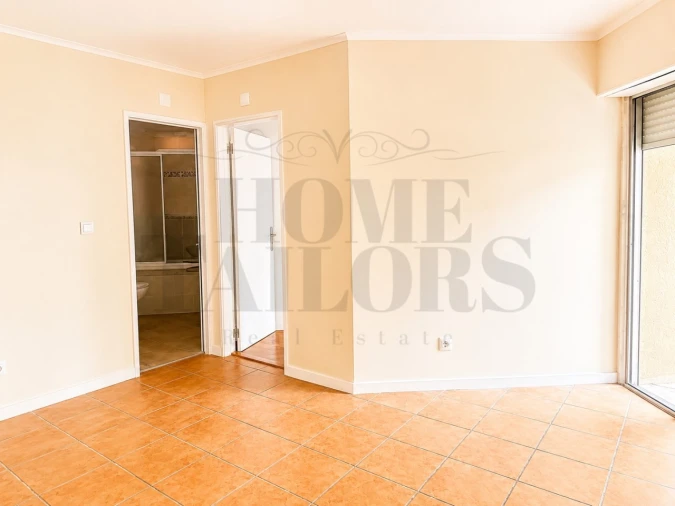 Apartamento T3 para Venda em Algueirão-Mem Martins Foto 10