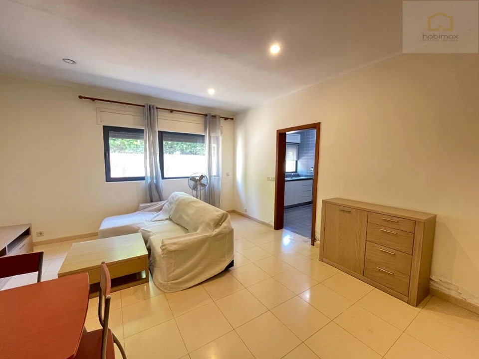Apartamento T2 para Venda em Fajã de Baixo Foto 6