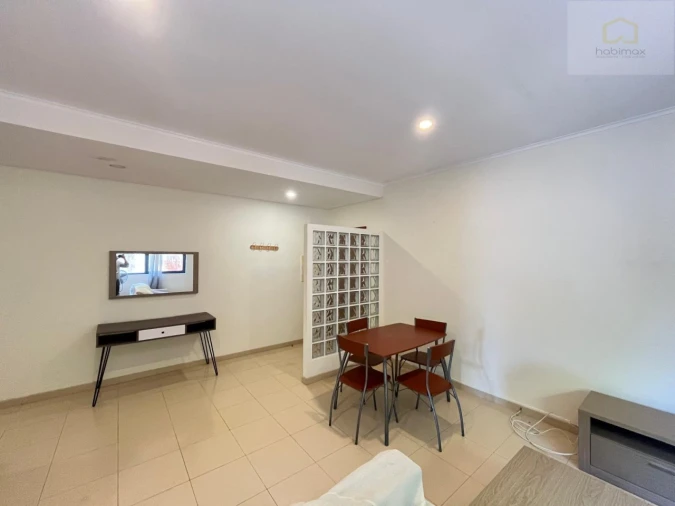 Apartamento T2 para Venda em Fajã de Baixo Foto 5