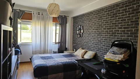 Apartamento T3 para Venda em Camarate, Unhos e Apelação