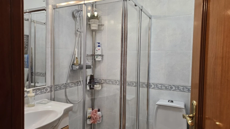 Apartamento T3 para Venda em Camarate, Unhos e Apelação Foto 20