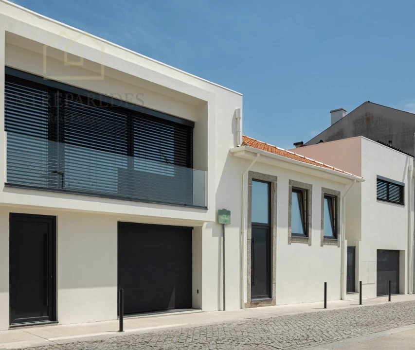Moradia T4 para Venda em Aldoar, Foz do Douro e Nevogilde Foto 3