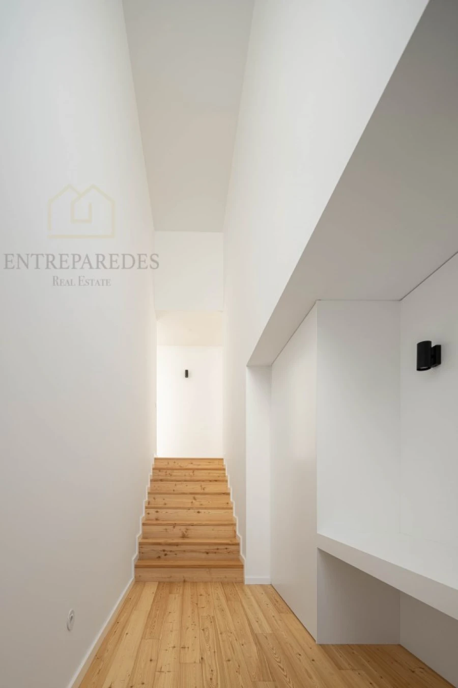 Moradia T4 para Venda em Aldoar, Foz do Douro e Nevogilde Foto 5