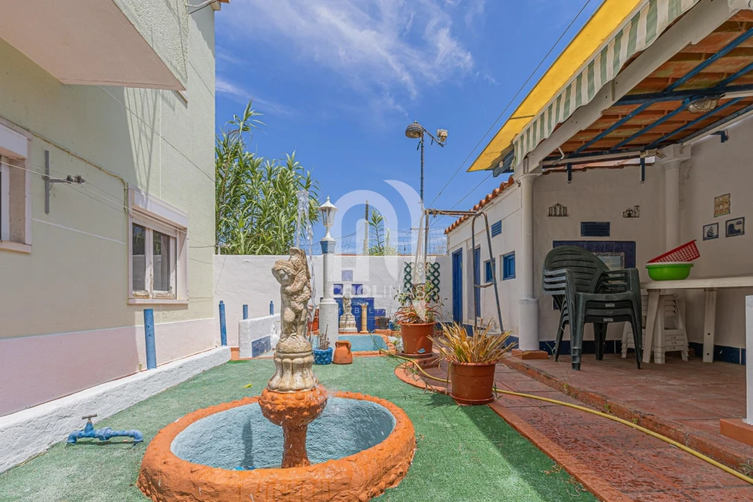 Apartamento T2 para Venda em Caparica e Trafaria Foto 41