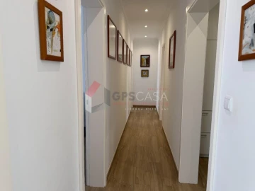 Moradia T3 para Venda em Fontinhas