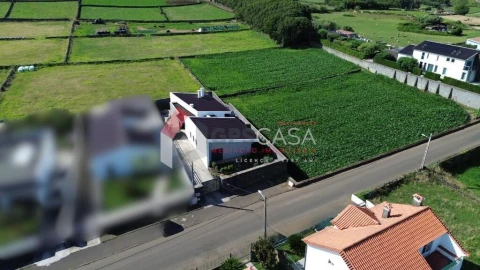 Moradia T3 para Venda em Fontinhas