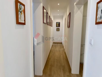 Moradia T3 para Venda em Fontinhas