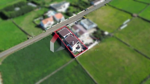 Moradia T3 para Venda em Fontinhas