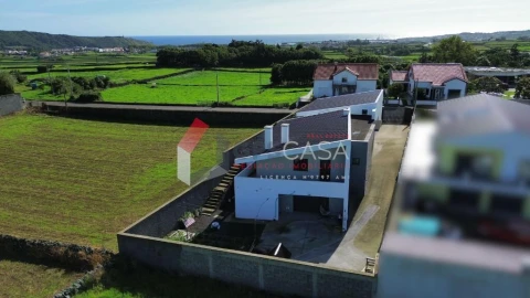 Moradia T3 para Venda em Fontinhas