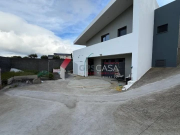 Moradia T3 para Venda em Fontinhas