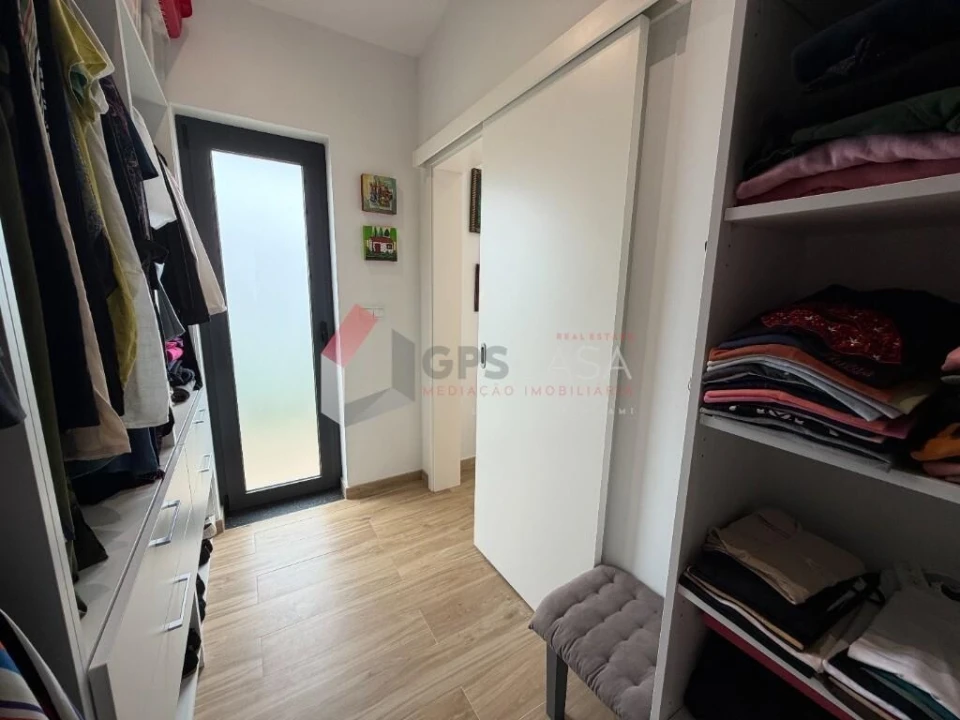Moradia T3 para Venda em Fontinhas Foto 30