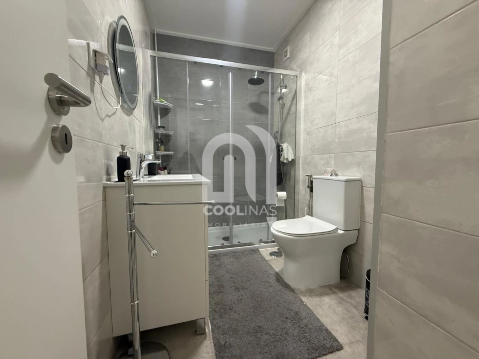 Apartamento T2 para Venda em Moita Foto 12