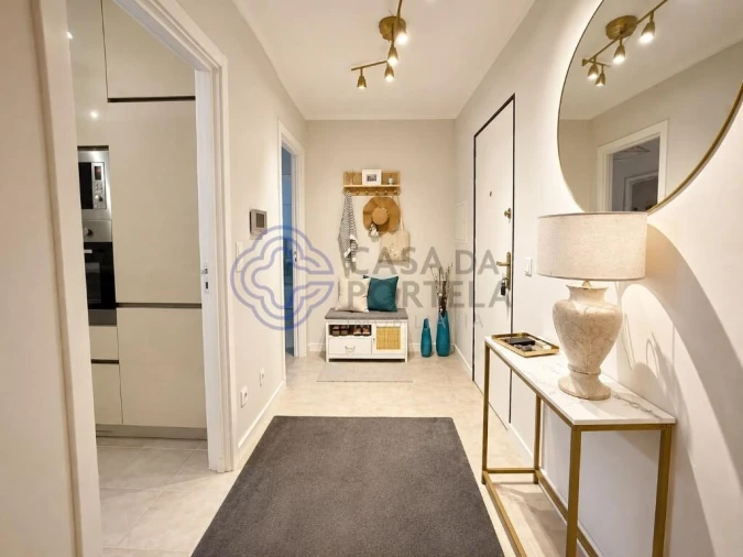 Apartamento T2 para Venda em Serzedo e Perosinho Foto 5