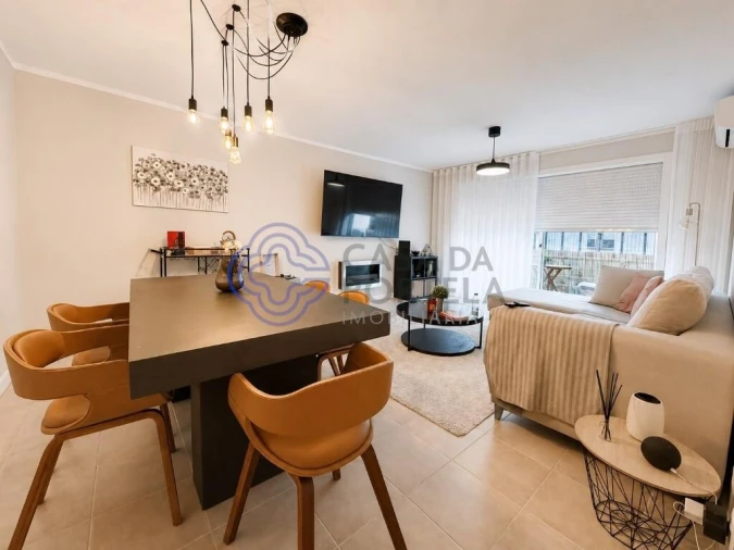 Apartamento T2 para Venda em Serzedo e Perosinho Foto 2