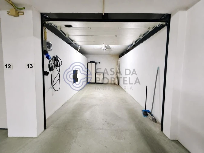 Apartamento T2 para Venda em Serzedo e Perosinho Foto 16