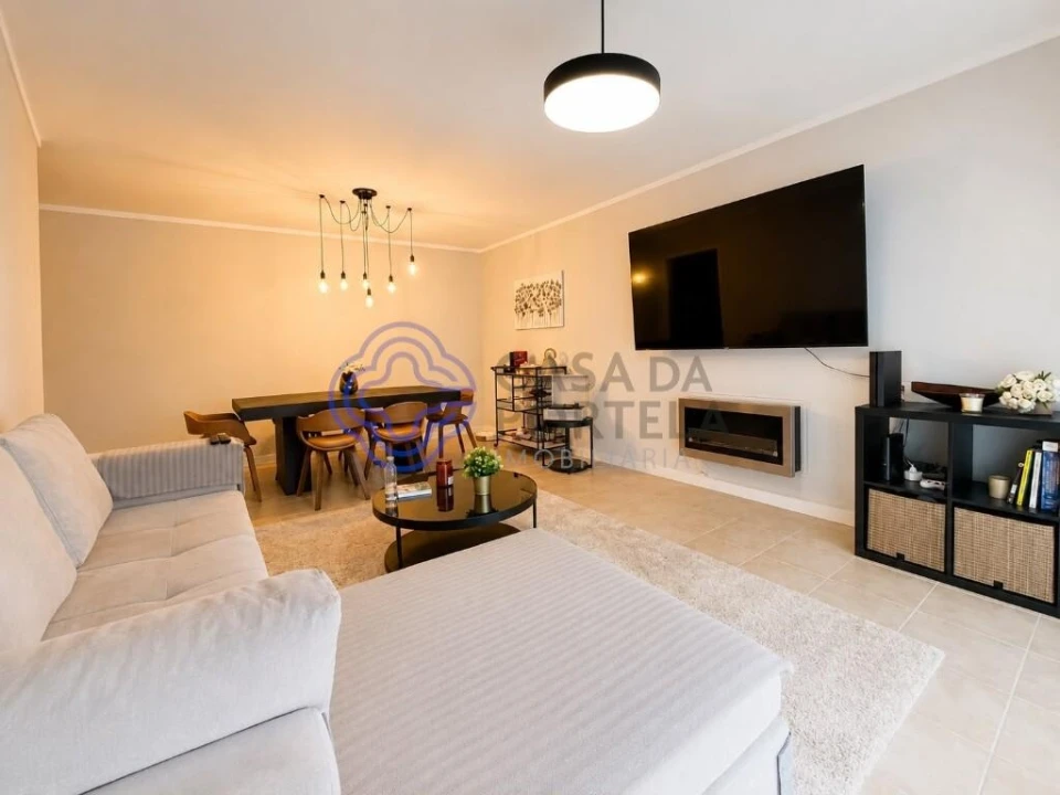 Apartamento T2 para Venda em Serzedo e Perosinho Foto 1