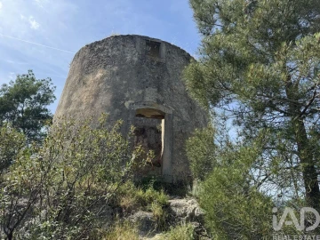Prédio para Venda em Olhalvo