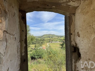 Prédio para Venda em Olhalvo
