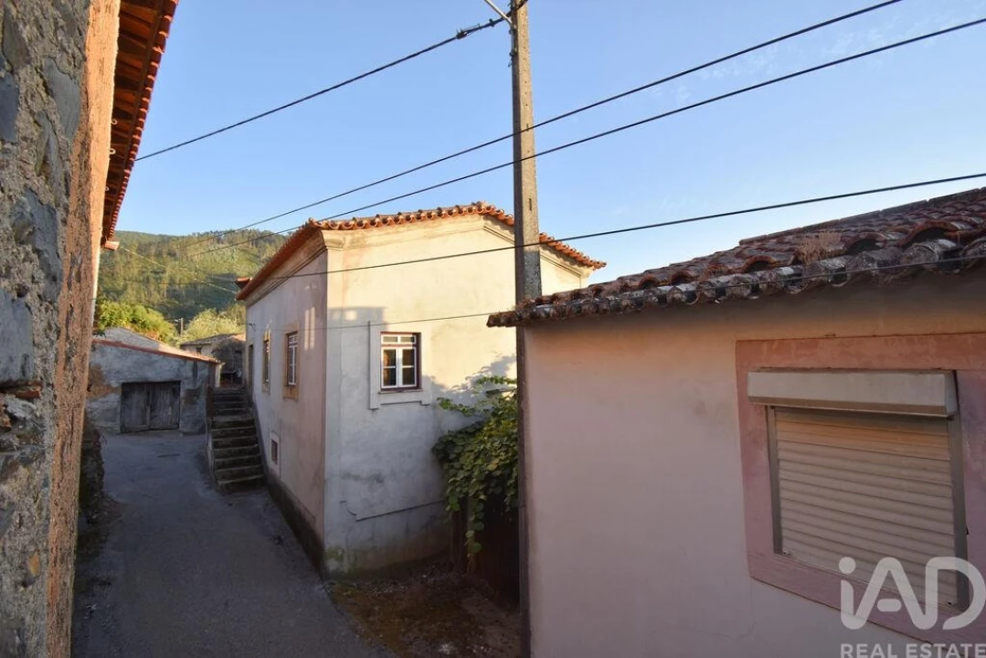 Moradia T1 para Venda em Miranda do Corvo Foto 16