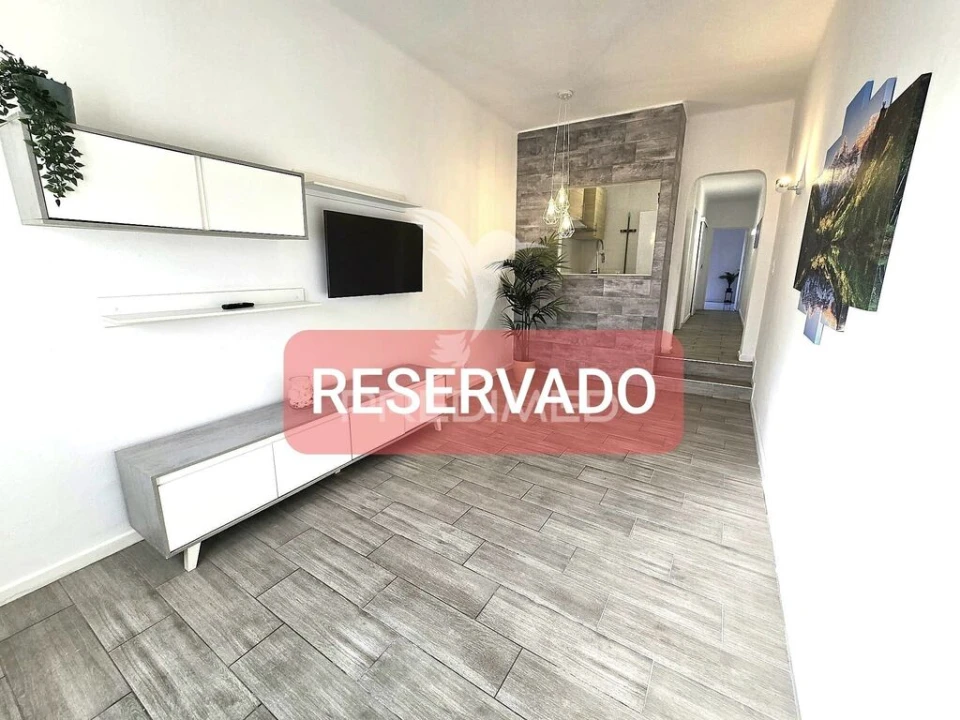 Apartamento T2 para Venda em Albufeira e Olhos de Água Foto 1