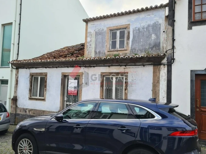 Moradia T3 para Venda em Praia da Vitoria (Santa Cruz) Foto 5