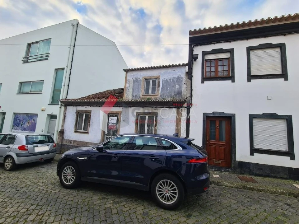 Moradia T3 para Venda em Praia da Vitoria (Santa Cruz) Foto 6