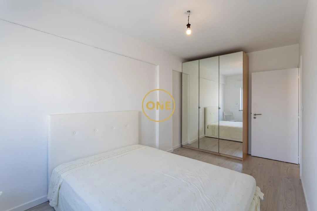 Apartamento T2 para Venda em Loures Foto 17