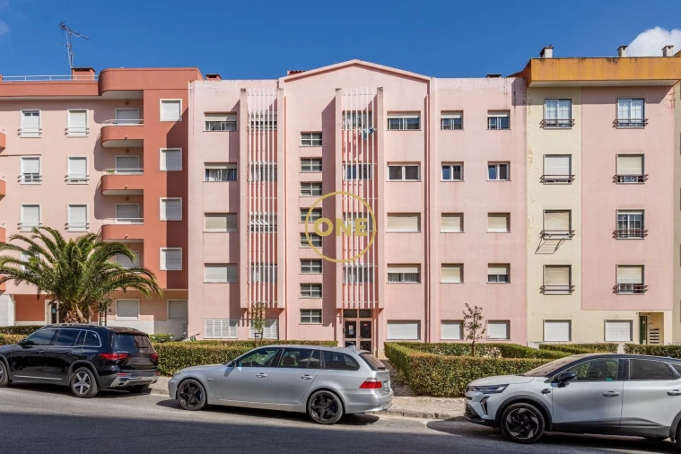Apartamento T2 para Venda em Loures Foto 22