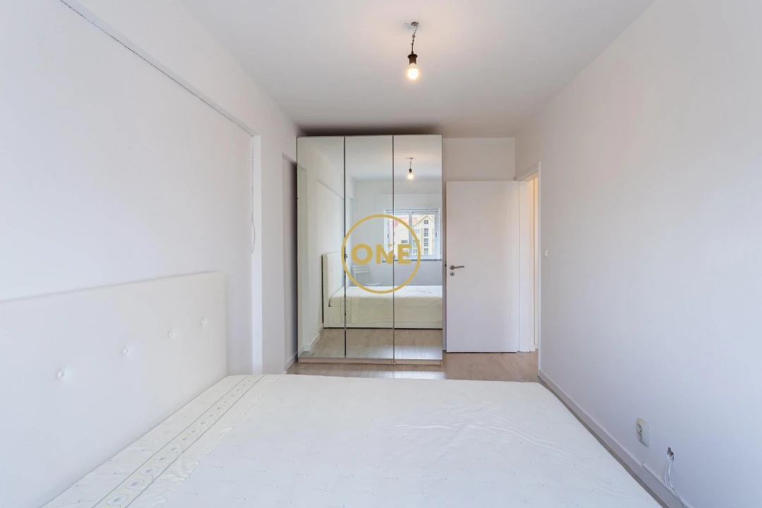 Apartamento T2 para Venda em Loures Foto 18