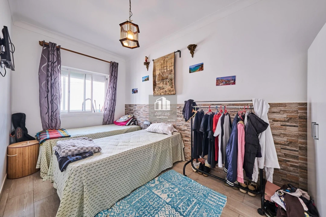Apartamento T3 para Venda em Costa da Caparica Foto 12