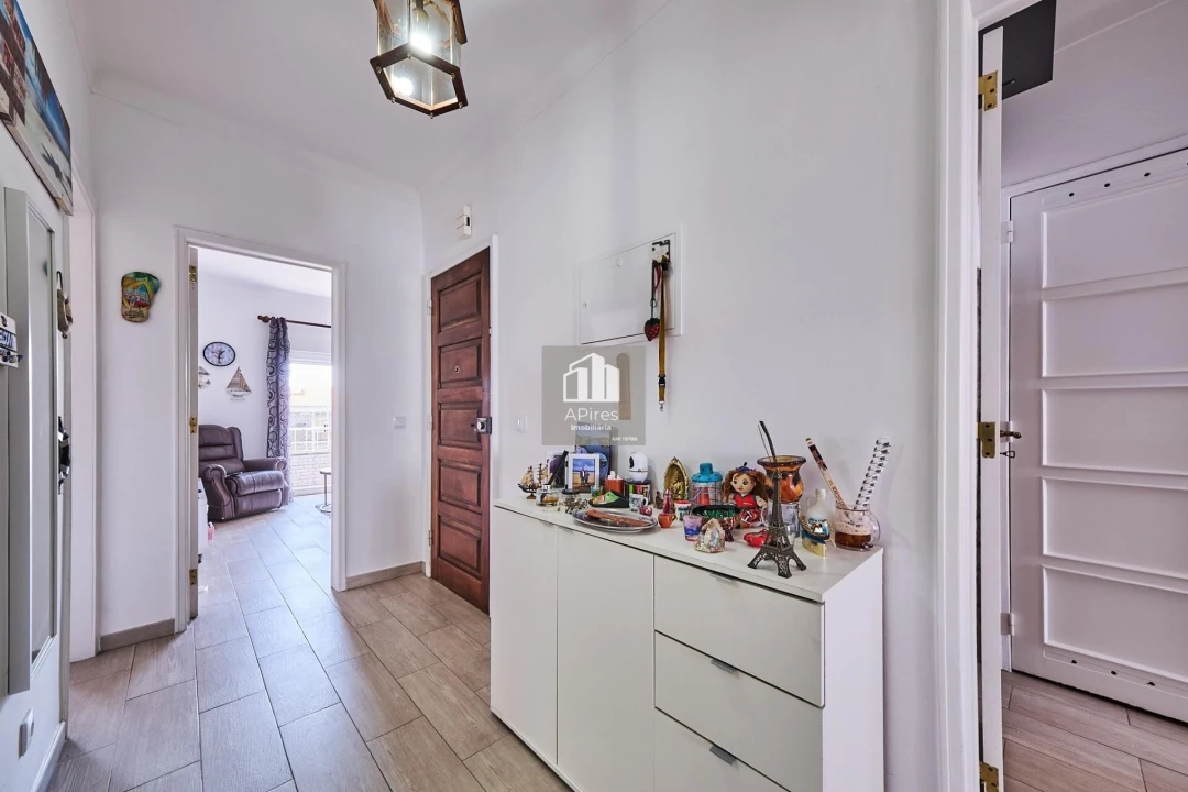Apartamento T3 para Venda em Costa da Caparica Foto 8