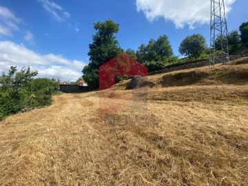 Terreno para Venda em Valbom (São Pedro), Passô e Valbom (São Martinho)