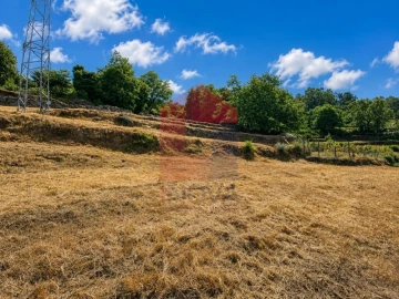 Terreno para Venda em Valbom (São Pedro), Passô e Valbom (São Martinho)