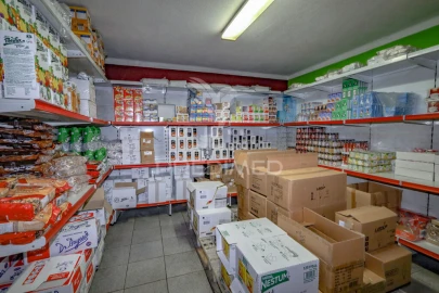 Armazém para Venda em São Bento do Cortiço e Santo Estêvão