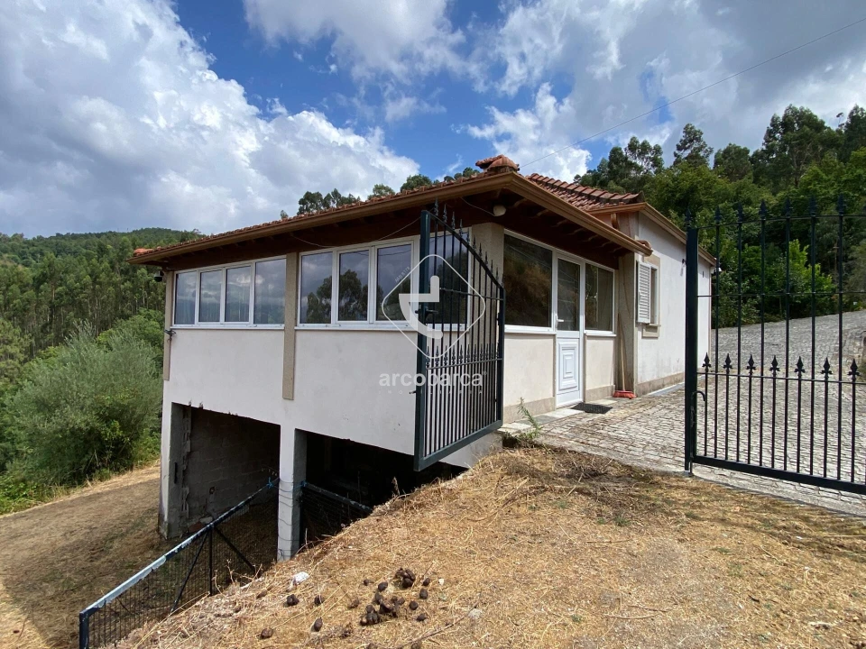 Moradia T2 para Venda em Rio Frio Foto 3